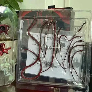 NECA Feral Predator Action Figure and Ultimate Dog From Thing - Bear Hugs