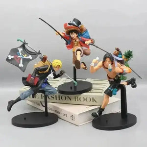 One Piece Anime Three Brothers Figurine (30 cm) - Bear Hugs