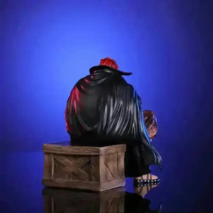 One Piece Shanks Action Figurine (17 cm) - Bear Hugs