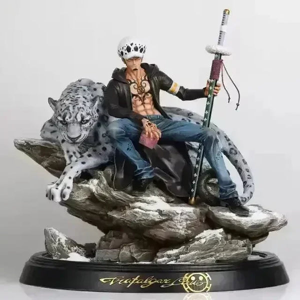 One Piece Trafalgar Law Snow Leopard Figurine (27 cm) - Bear Hugs