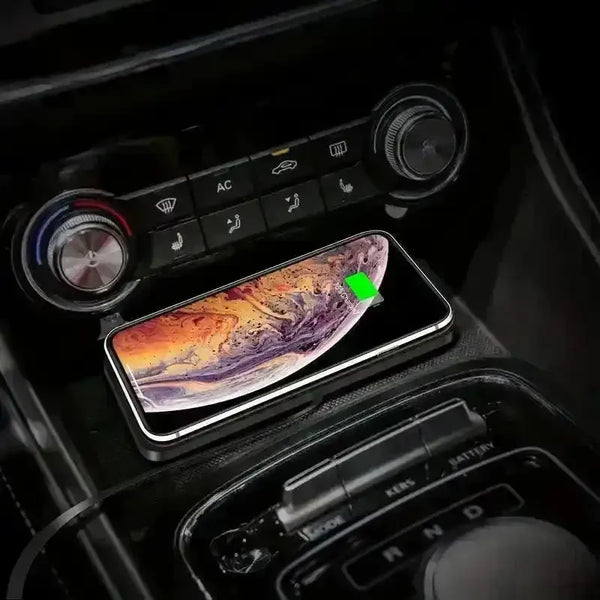PlugnGo 10W Wireless Car Charger Mat - Bear Hugs