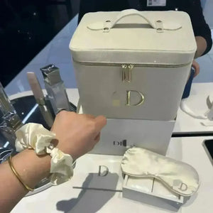 Premium D Luxe White and Gold Vanity Kit - Bear Hugs