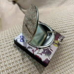 Premium Designer Folding Retro Makeup Mirror - Bear Hugs