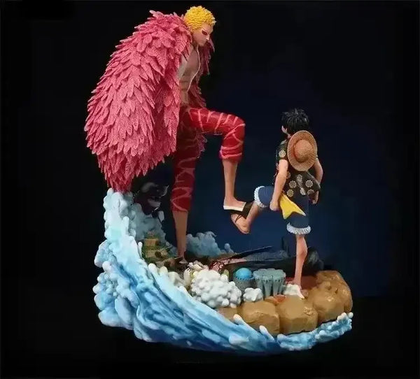PVC Donquixote vs Luffy Action Figurine (21cm) - Bear Hugs
