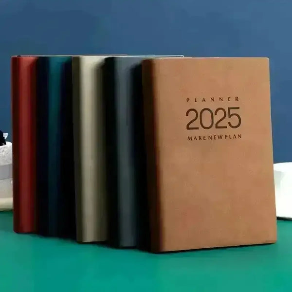 QS 2025 Daily Planner - Bear Hugs