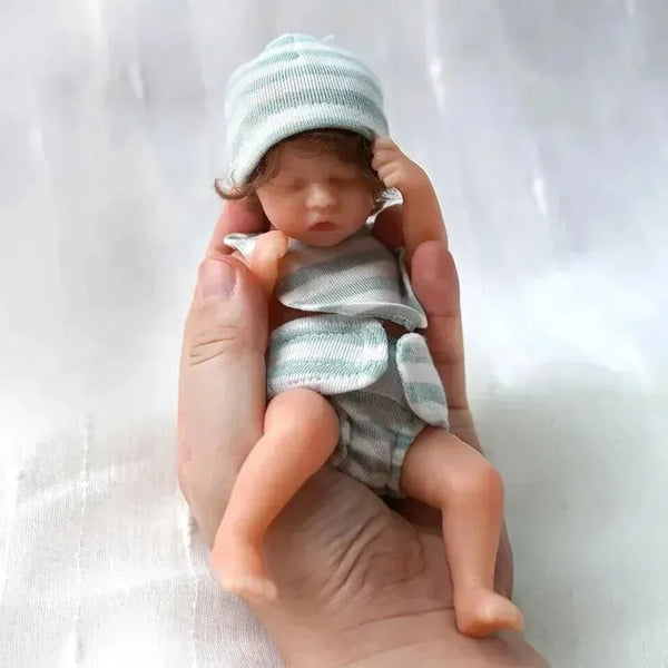 Realistic Mini Silicon Baby Doll (15 cm) - Bear Hugs