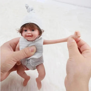 Realistic Mini Silicon Baby Doll (15 cm) - Bear Hugs