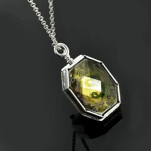 Salazar Slytherin's Horcrux Locket Necklace - Bear Hugs