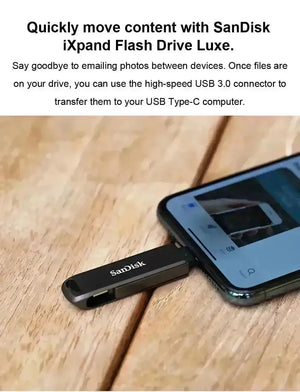 SanDisk iXpand iPhone Flash Drive - Bear Hugs
