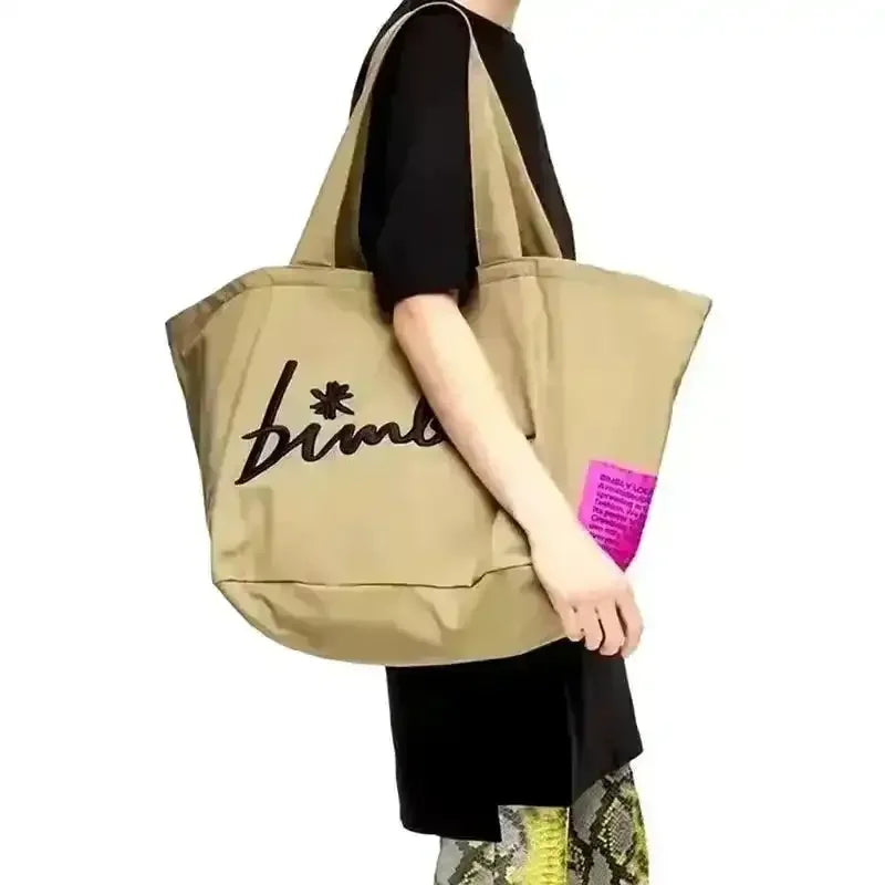 Spanish Bimba Large Tote Bag - Bear Hugs
