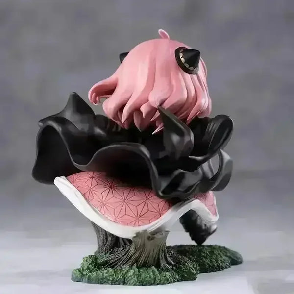 SPY×FAMILY Kamado Cosplay Anya Forger Figure (12 cm) - Bear Hugs