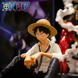Straw Hat Luffy Sitting Action Figure (12 cm) - Bear Hugs
