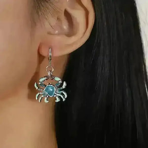 Stunning Crab Shaped Silver Dangle Earrings - Bear Hugs