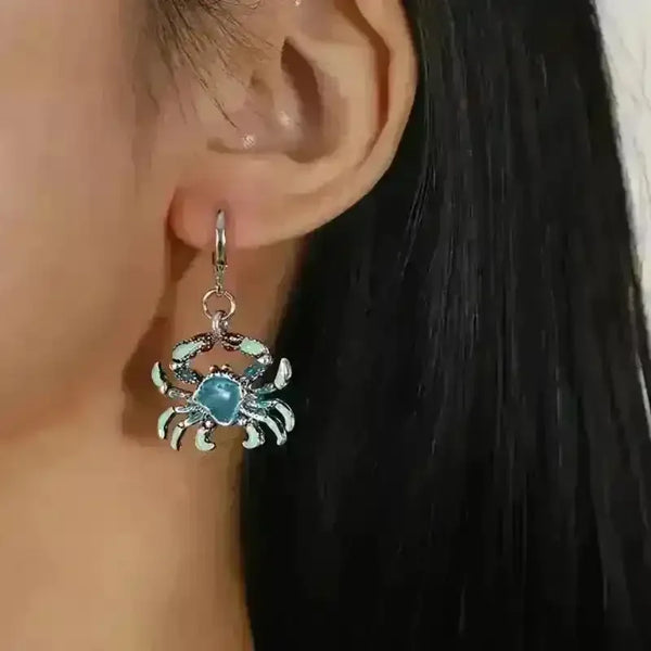 Stunning Crab Shaped Silver Dangle Earrings - Bear Hugs