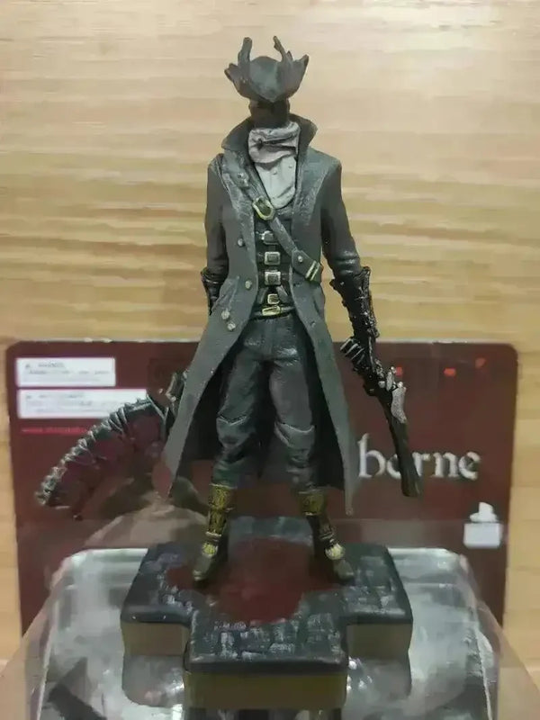 The Hunter Bloodborne Figure (10 cm) - Bear Hugs