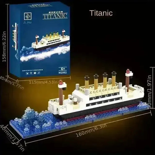 Titanic Ship Building Blocks - Bear Hugs