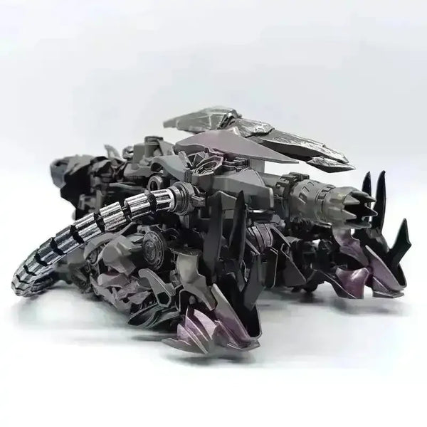 Transformers Baiwei Shockwave Action Figure (20 cm) - Bear Hugs