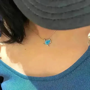 Turtle-Shaped Alloy Pendant Necklace - Bear Hugs