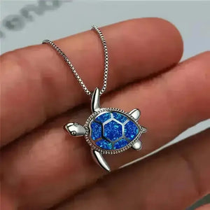Turtle-Shaped Alloy Pendant Necklace - Bear Hugs