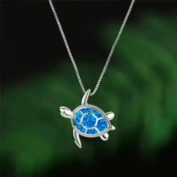 Turtle-Shaped Alloy Pendant Necklace - Bear Hugs