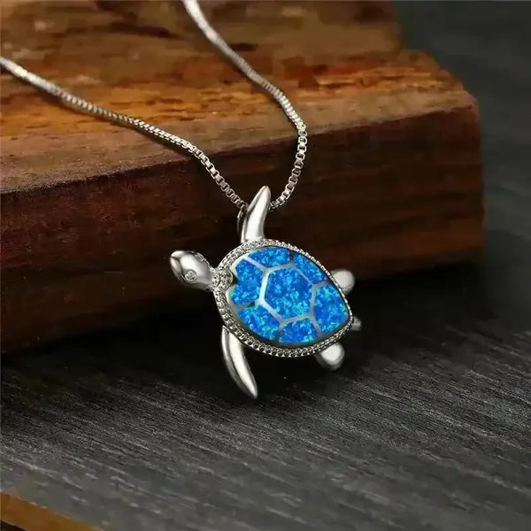 Turtle-Shaped Alloy Pendant Necklace - Bear Hugs