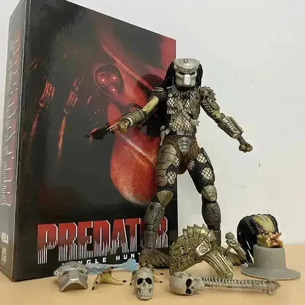 Ultimate Elder Predator Action Figure (18 cm) - Bear Hugs