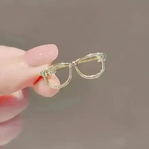 Unique Square Shaped Glasses Ring - Bear Hugs
