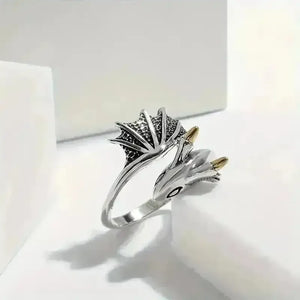 Vintage Silver Dragon Ring - Bear Hugs