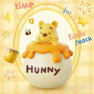 Winnie The Pooh Hunny Night Lamp - Bear Hugs