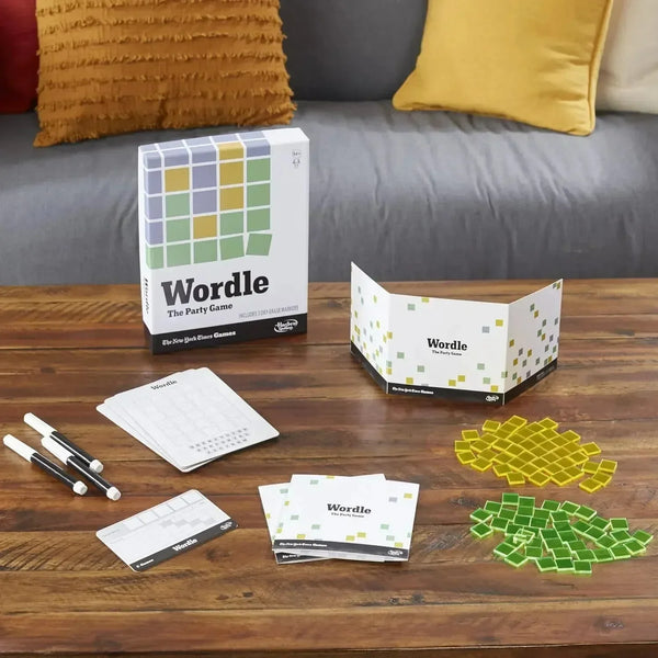 Wordle The Party Board Game - Bear Hugs