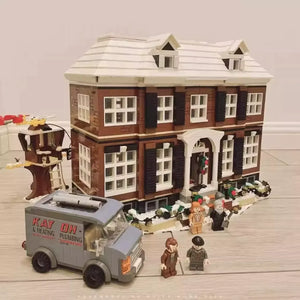 Home Alone Fortress Building Blocks (3957 Pcs)
