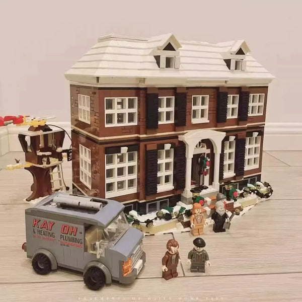 Home Alone Fortress Building Blocks (3957 Pcs)