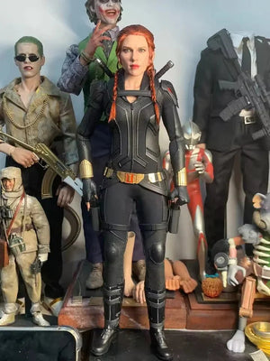Black Widow 1:6 Scale VIP Edition Figurine