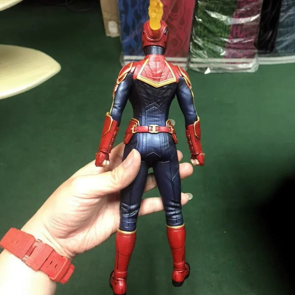 Captain Marvel Endgame Figurine