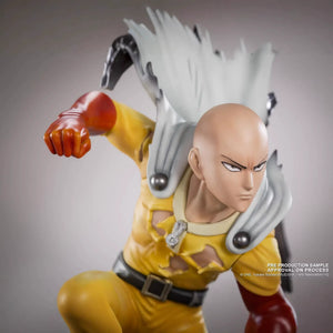 One Punch Man Kneeling Punch Figurine (25 cm)
