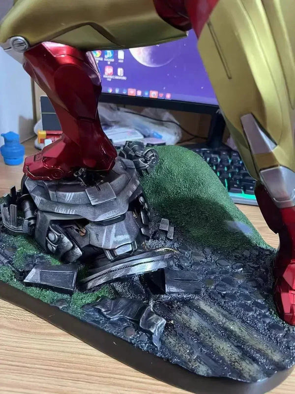 Iron Man MK6 LED Collector's Statue (50 cm)