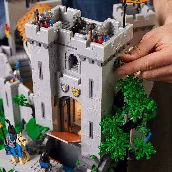 Lion Knight's Castle Building Blocks (4514 Pcs)