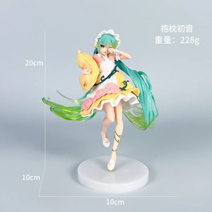 Hatsune Miku Wonderland Sleeping Beauty Figure