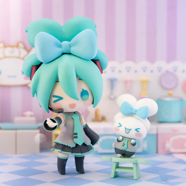 Hatsune Miku x Cinnamoroll Nendoroid Figurine