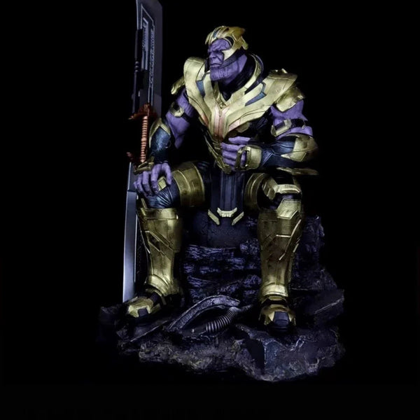 Thanos on Throne Deluxe Figurine (72 cm)