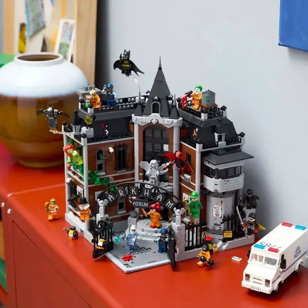Arkham Asylum Building Blocks (2953 Pcs)
