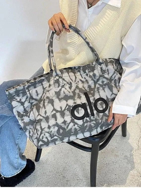 Alo Solstice Large Capacity Bag