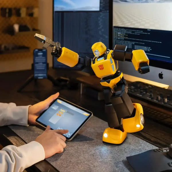 Robosen Bumblebee G1 Performance Robot (14 cm)