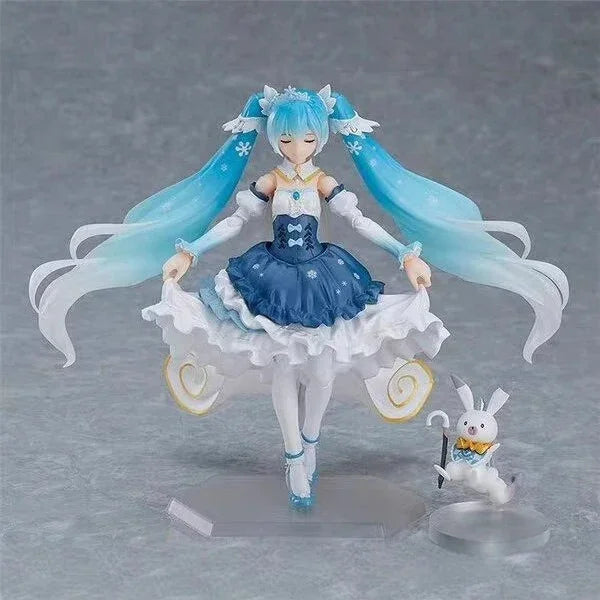 Hatsune Miku Snow Songstress Figurine (15 cm)