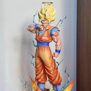 Ascended Super Saiyan 2 Goku Illuminated Diorama (35 cm)