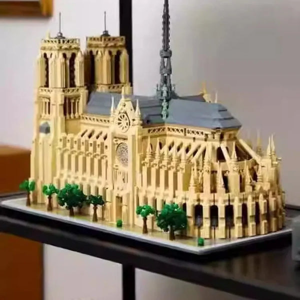 Notre-Dame de Paris Architecture Building Blocks (4383 Pcs)