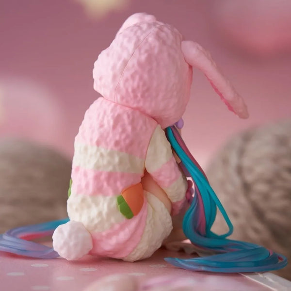 Hatsune Miku Rabbit Ear Hat Ver. Figure