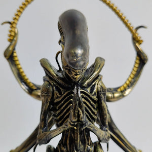 CERTOYS Zen Alien Statue (28 cm)