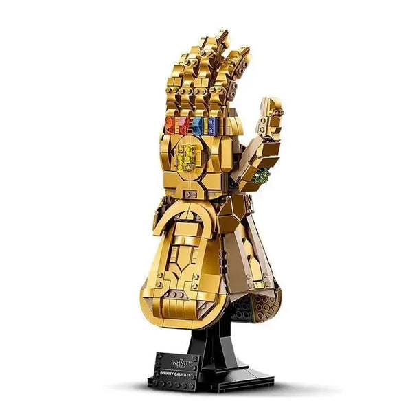 Thanos Infinity Gauntlet Building Blocks (590 Pcs)