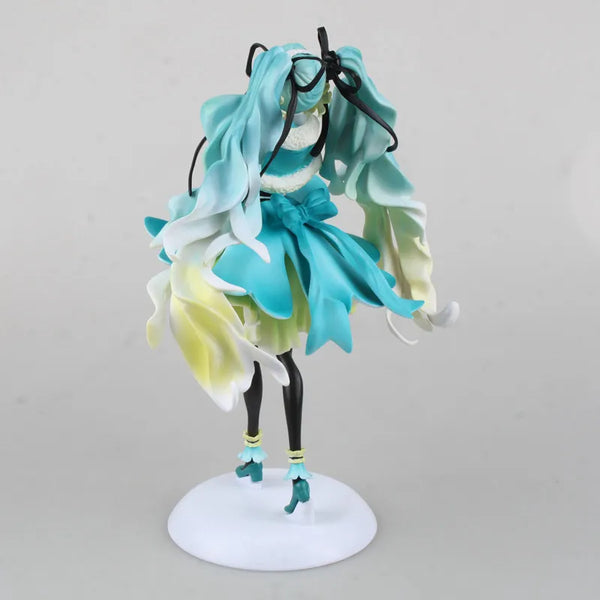 Teen Idol Hatsune Miku Model Figure (28 cm)